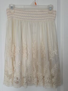 NWT Lined Lace Skirt